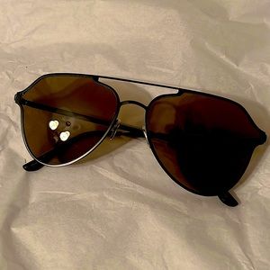 Akita Chicago aviators sunglasses